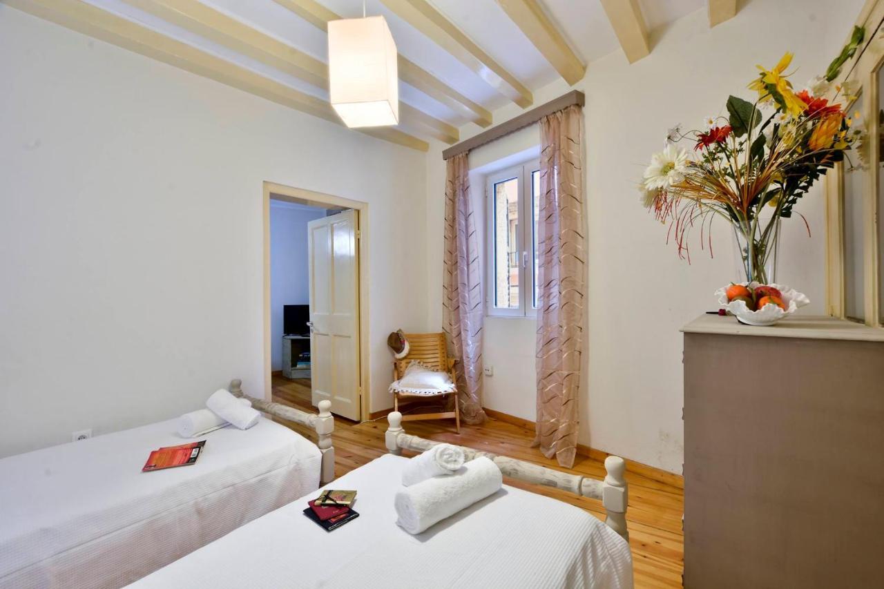 Lonziada Apartment, In The Heart Of The Old Town. Apartment Corfu (city)