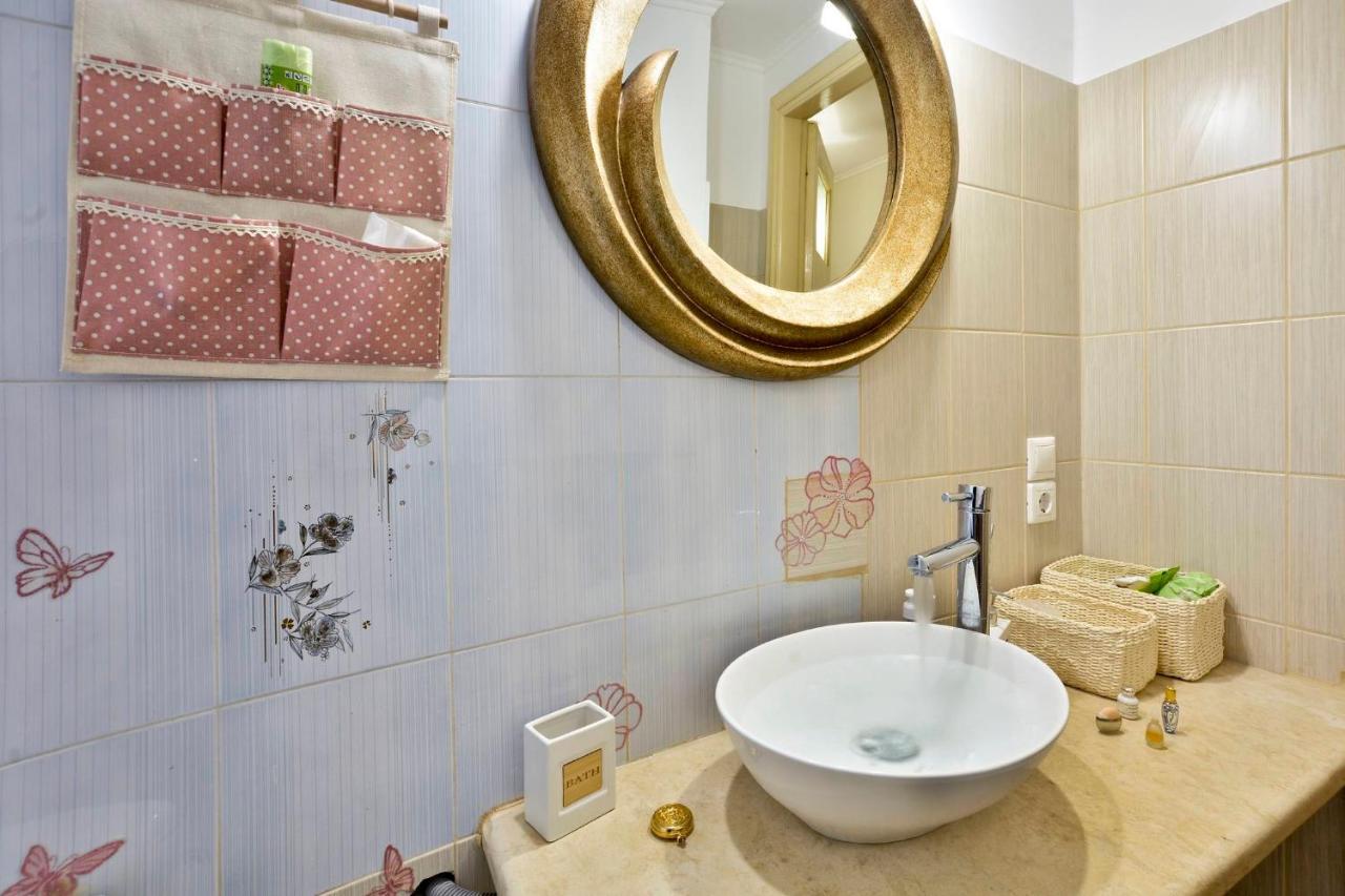 Lonziada Apartment, In The Heart Of The Old Town.